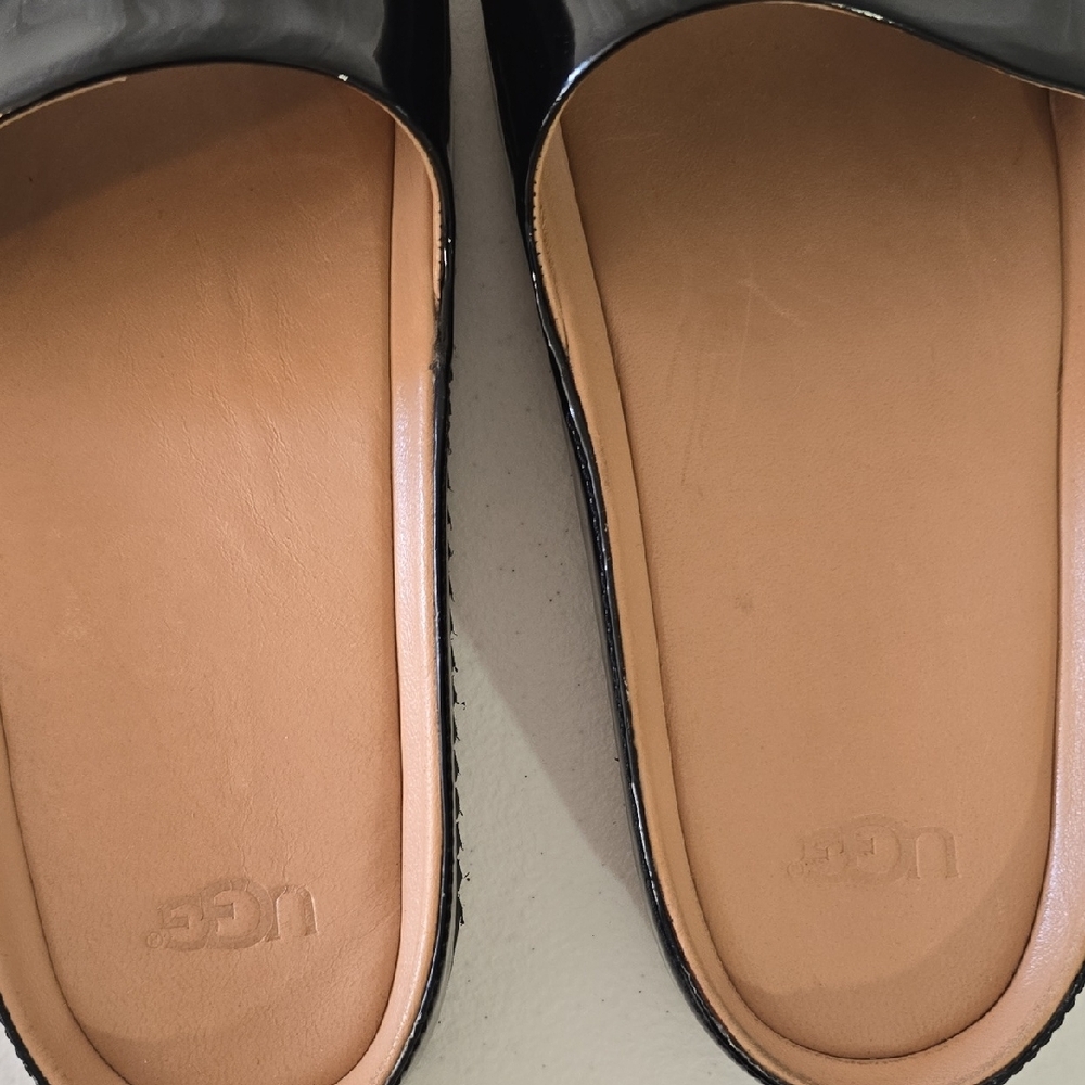 UGG Black Women's Slide Sandals - Picture 10 of 10